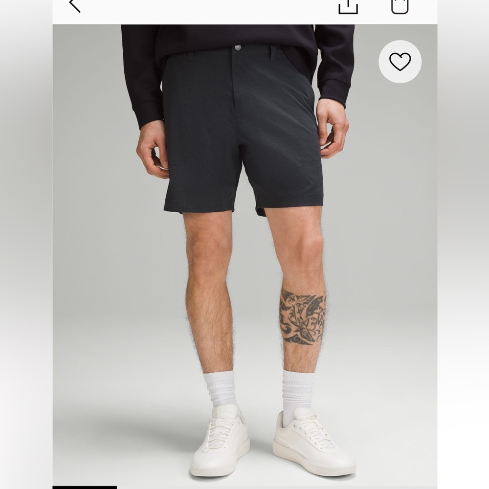 Commission Shorts Wovenair 7”